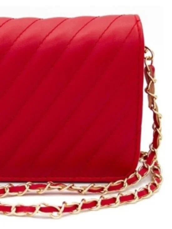 Studio Badgley Mischka Ruby Red Quilted Shoulder Bag w/ detachable chain- NWT - Picture 6 of 7
